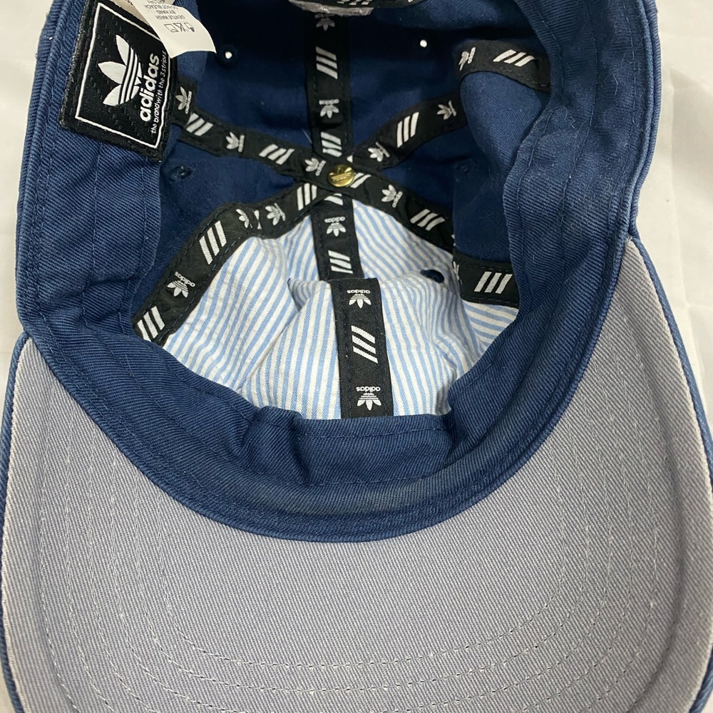Vintage Adidas Hat - Picture 4 of 4